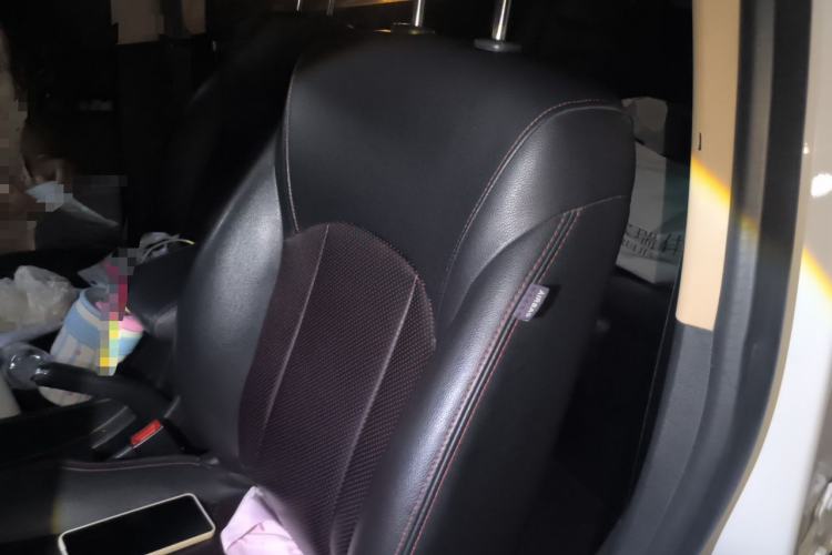 Used Baojun 560 2015 1.8L manual luxury version Left Front Seat