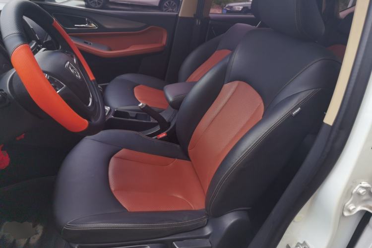 Used Baojun 560 2015 1.8L Manual Elite Edition Left Front Seat