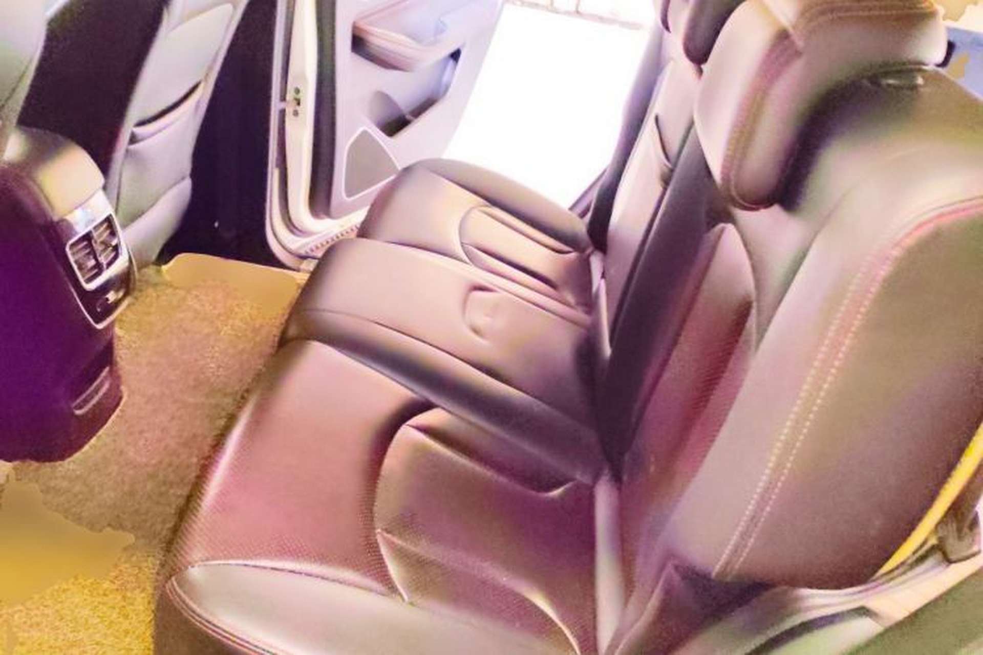 Used Baojun 560 2015 1.8L manual luxury version Left Rear Seat