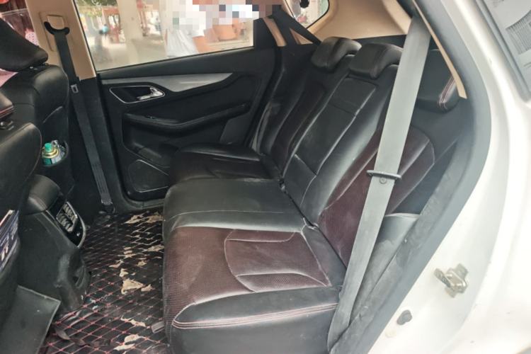 Used Baojun 560 2015 1.8L manual luxury version Left Rear Seat