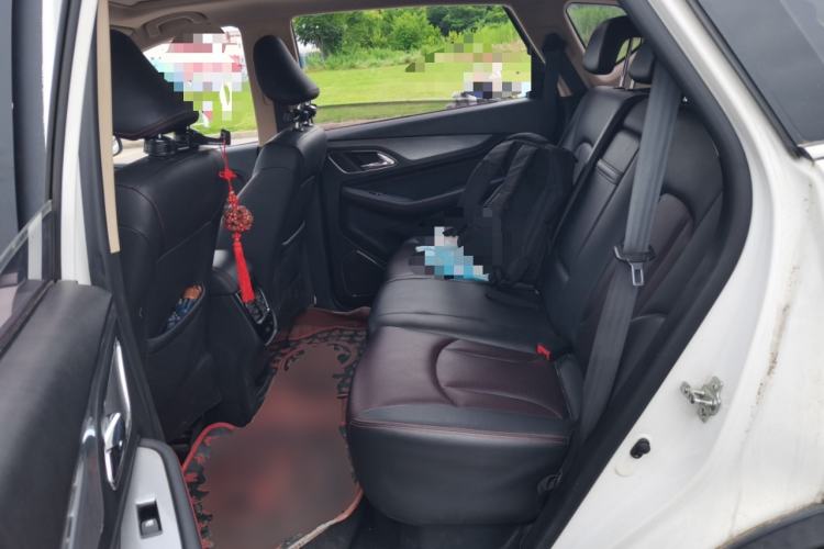 Used Baojun 560 2015 1.8L manual luxury version Left Rear Seat