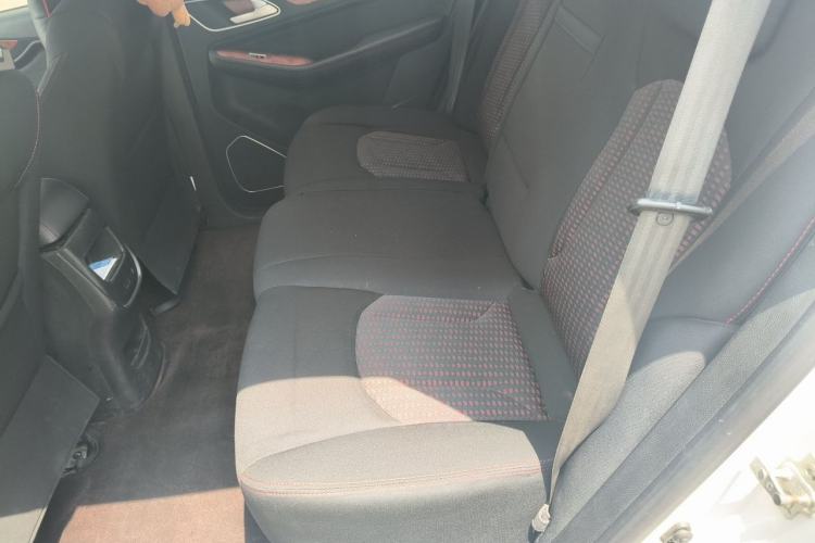 Used Baojun 560 2015 1.8L manual Comfort trim level Left Rear Seat