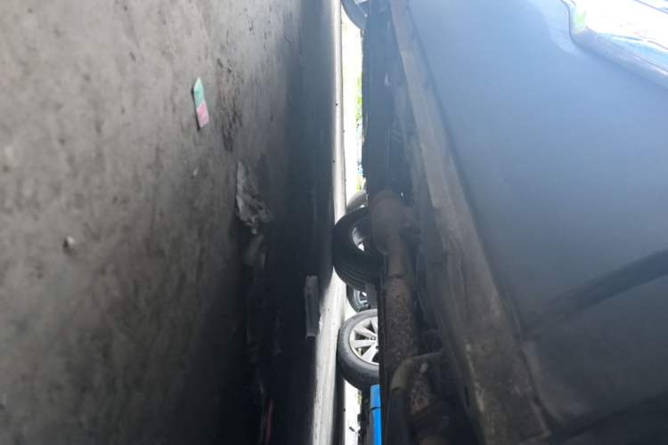Used Baojun 560 2015 1.8L Manual Elite Edition Left Side Sill