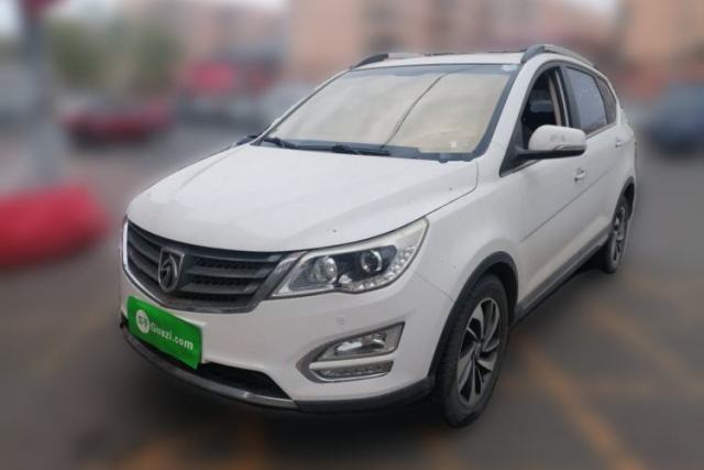 Used Baojun 560 2015 1.8L manual luxury version