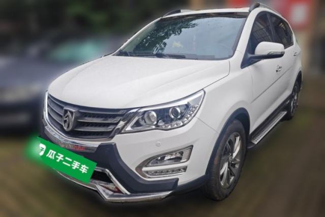 Used Baojun 560 2015 1.8L manual luxury version