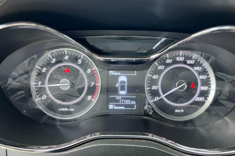 Used Baojun 560 2015 1.8L Manual Elite Edition Odometer Close Up