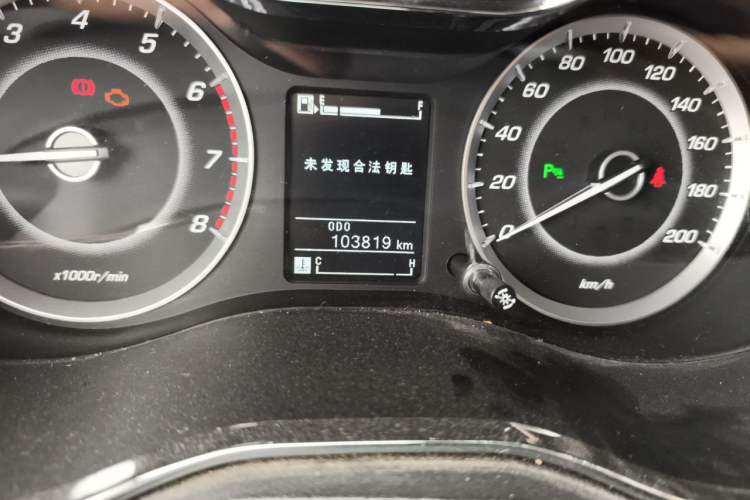 Used Baojun 560 2015 1.8L manual luxury version Odometer Close Up