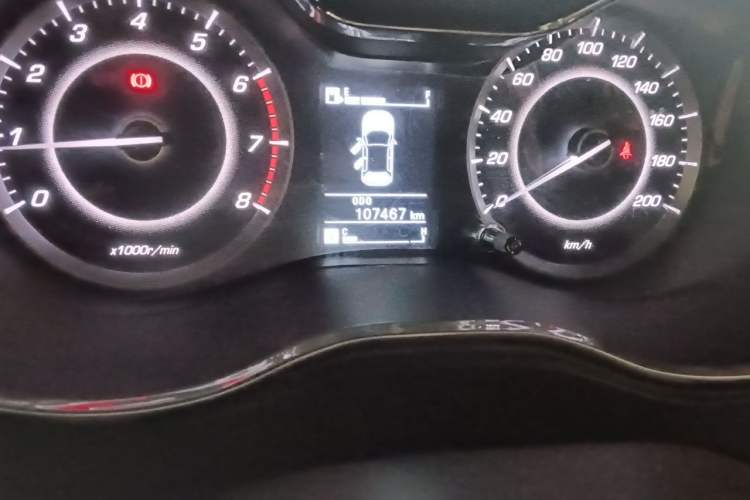 Used Baojun 560 2015 1.8L Manual Elite Edition Odometer Close Up