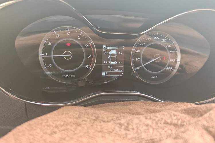 Used Baojun 560 2015 1.8L manual luxury version Odometer Close Up