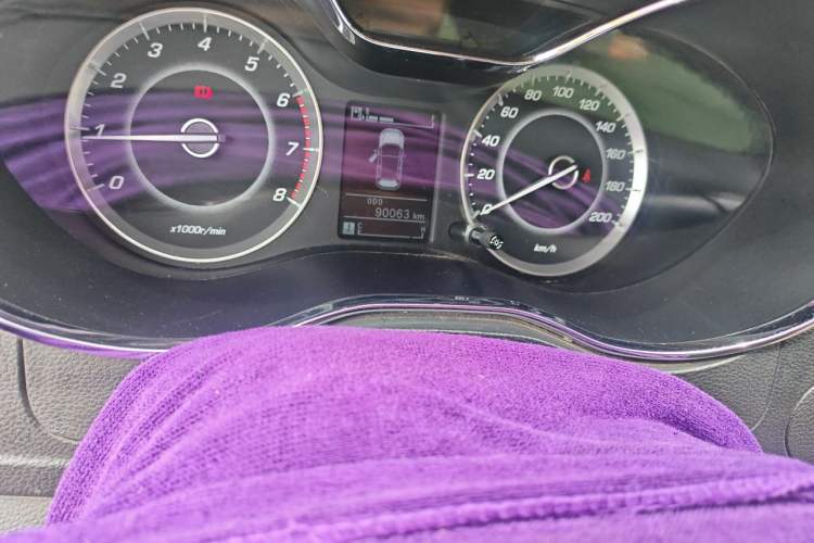 Used Baojun 560 2015 1.8L Manual Elite Edition Odometer Close Up