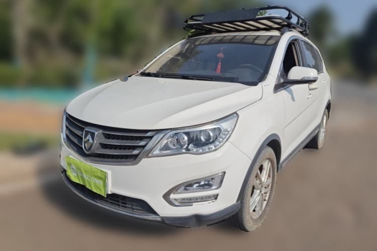 Used Baojun 560 2015 1.8L manual Comfort trim level Guazi used car, China used car export, Used car for sale, Used cars, Cheapest cars for sale