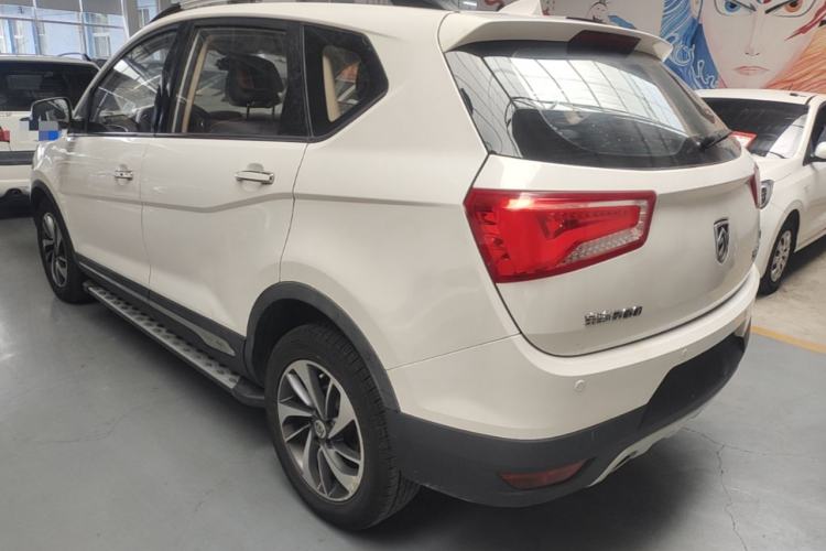 Used Baojun 560 2015 1.8L manual luxury version Rear Left 45 Deg