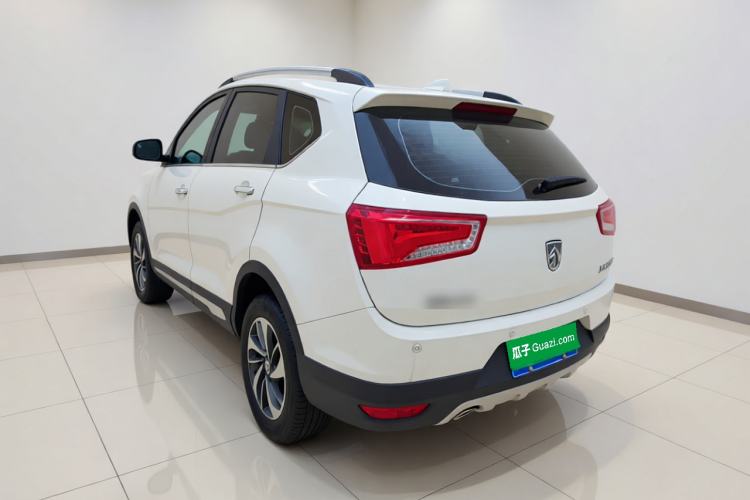 Used Baojun 560 2015 1.8L manual luxury version Rear Left 45 Deg