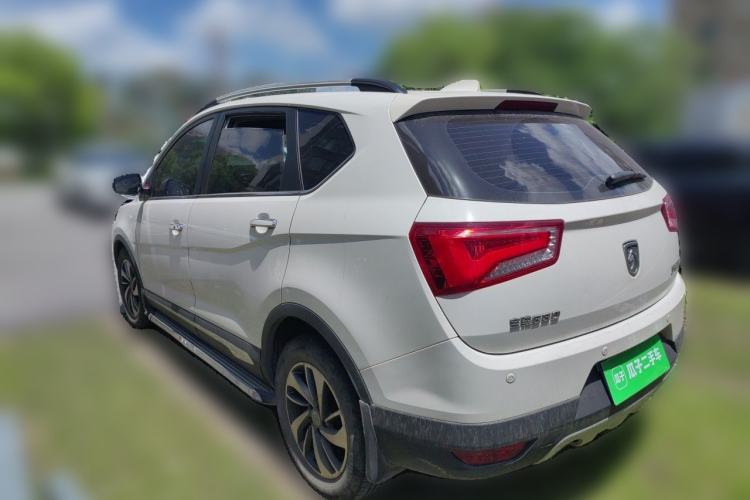 Used Baojun 560 2015 1.8L manual luxury version Rear Left 45 Deg