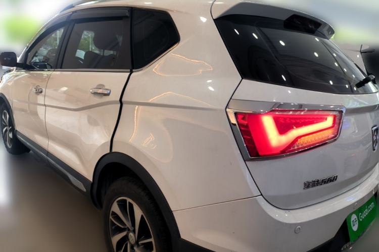 Used Baojun 560 2015 1.8L manual luxury version Rear Left 45 Deg