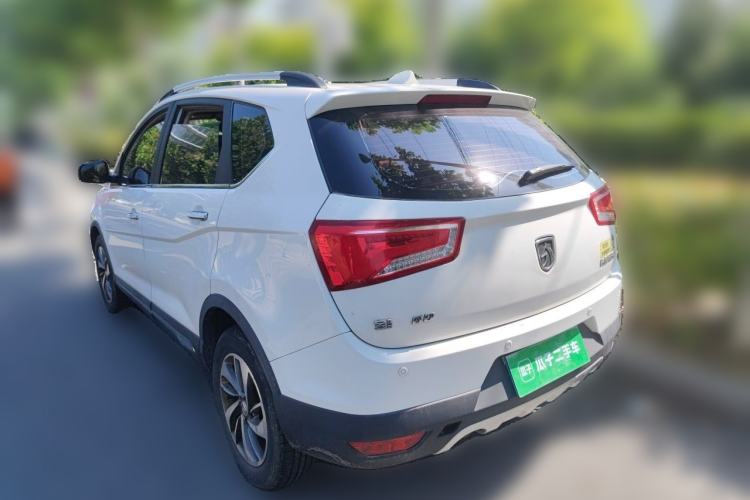 Used Baojun 560 2015 1.8L manual luxury version Rear Left 45 Deg