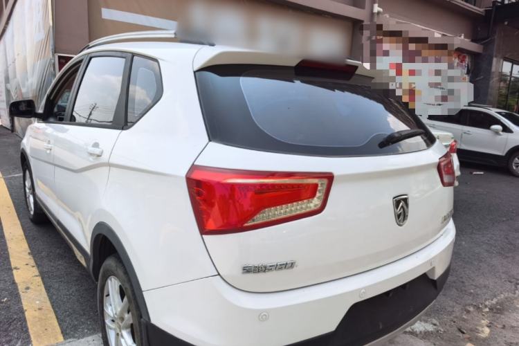 Used Baojun 560 2015 1.8L manual Comfort trim level Rear Left 45 Deg