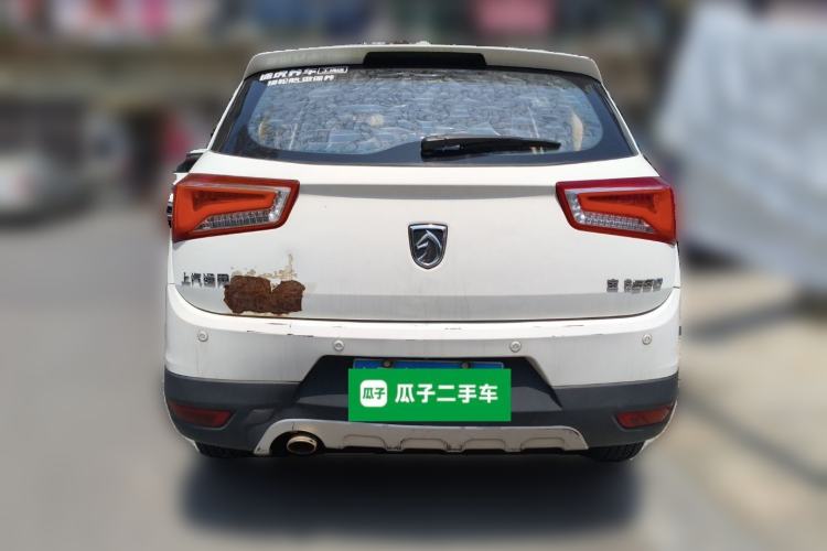 Used Baojun 560 2015 1.8L manual luxury version Rear
