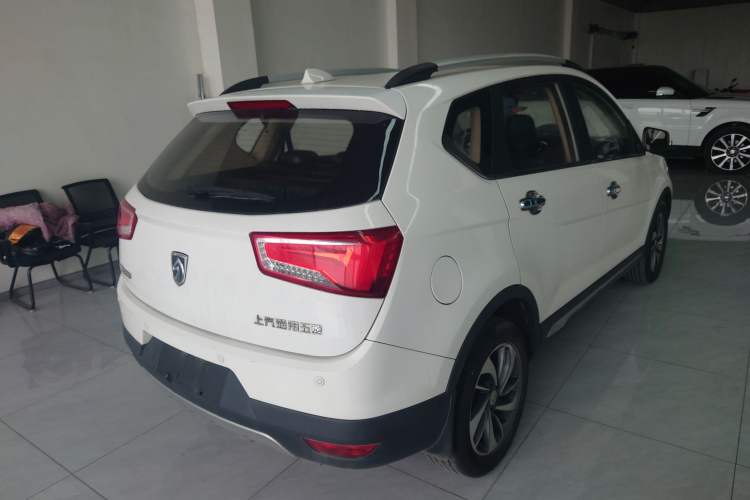 Used Baojun 560 2015 1.8L manual luxury version Rear Right 45 Deg