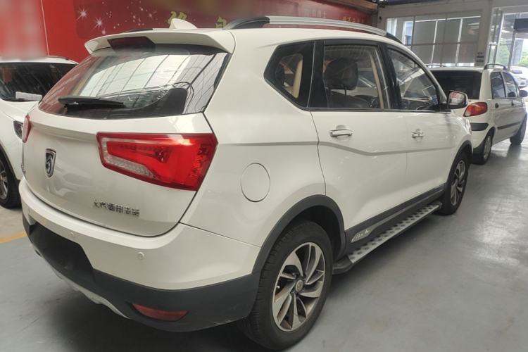 Used Baojun 560 2015 1.8L manual luxury version Rear Right 45 Deg
