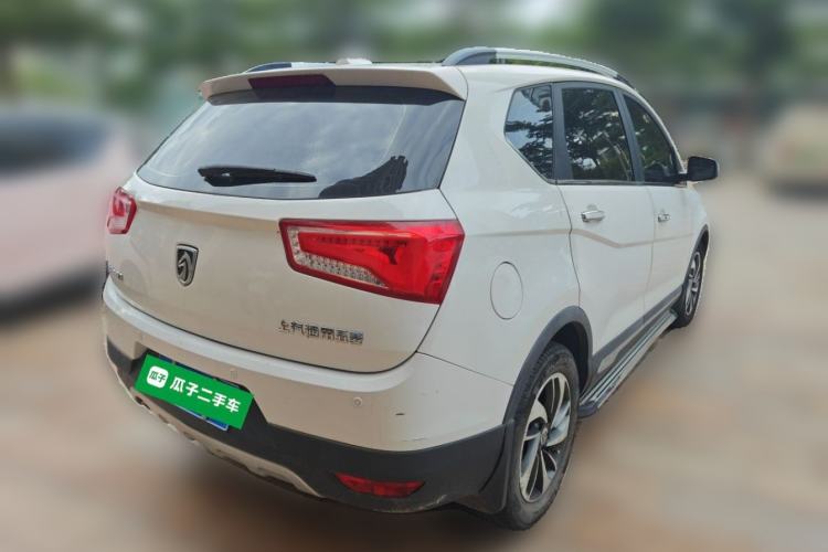 Used Baojun 560 2015 1.8L manual luxury version Rear Right 45 Deg