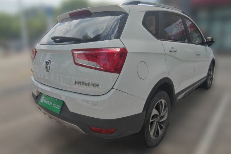 Used Baojun 560 2015 1.8L manual luxury version Rear Right 45 Deg