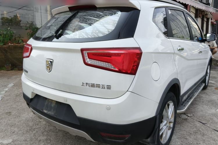 Used Baojun 560 2015 1.8L Manual Elite Edition Rear Right 45 Deg