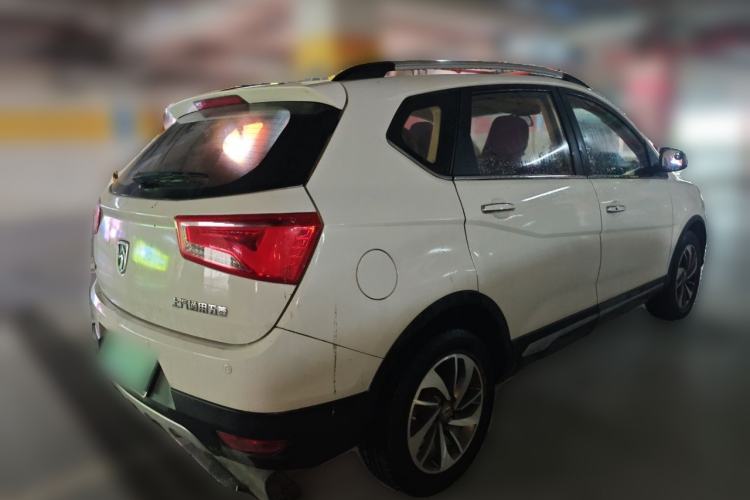 Used Baojun 560 2015 1.8L manual luxury version Rear Right 45 Deg