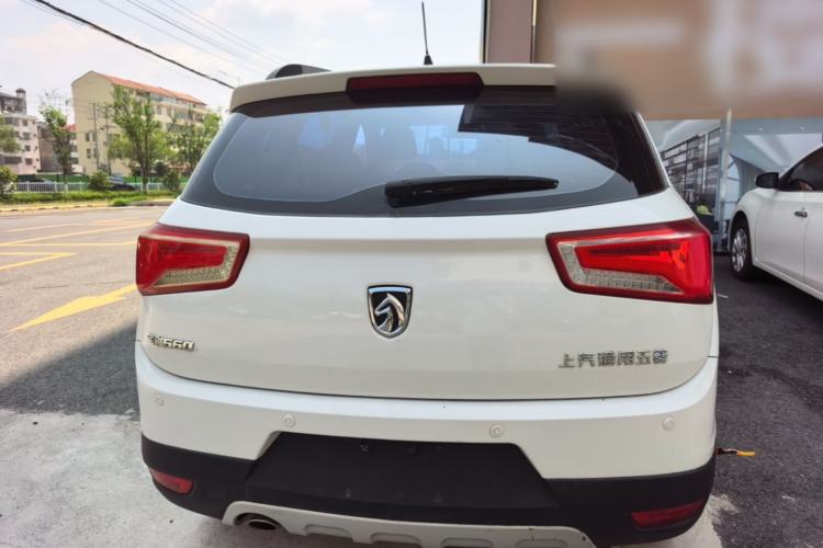 Used Baojun 560 2015 1.8L manual Comfort trim level Rear