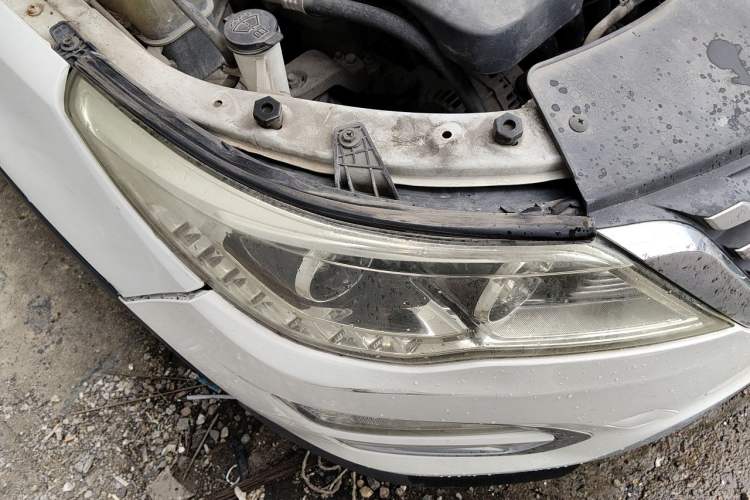 Used Baojun 560 2015 1.8L Manual Elite Edition Right Front Headlight