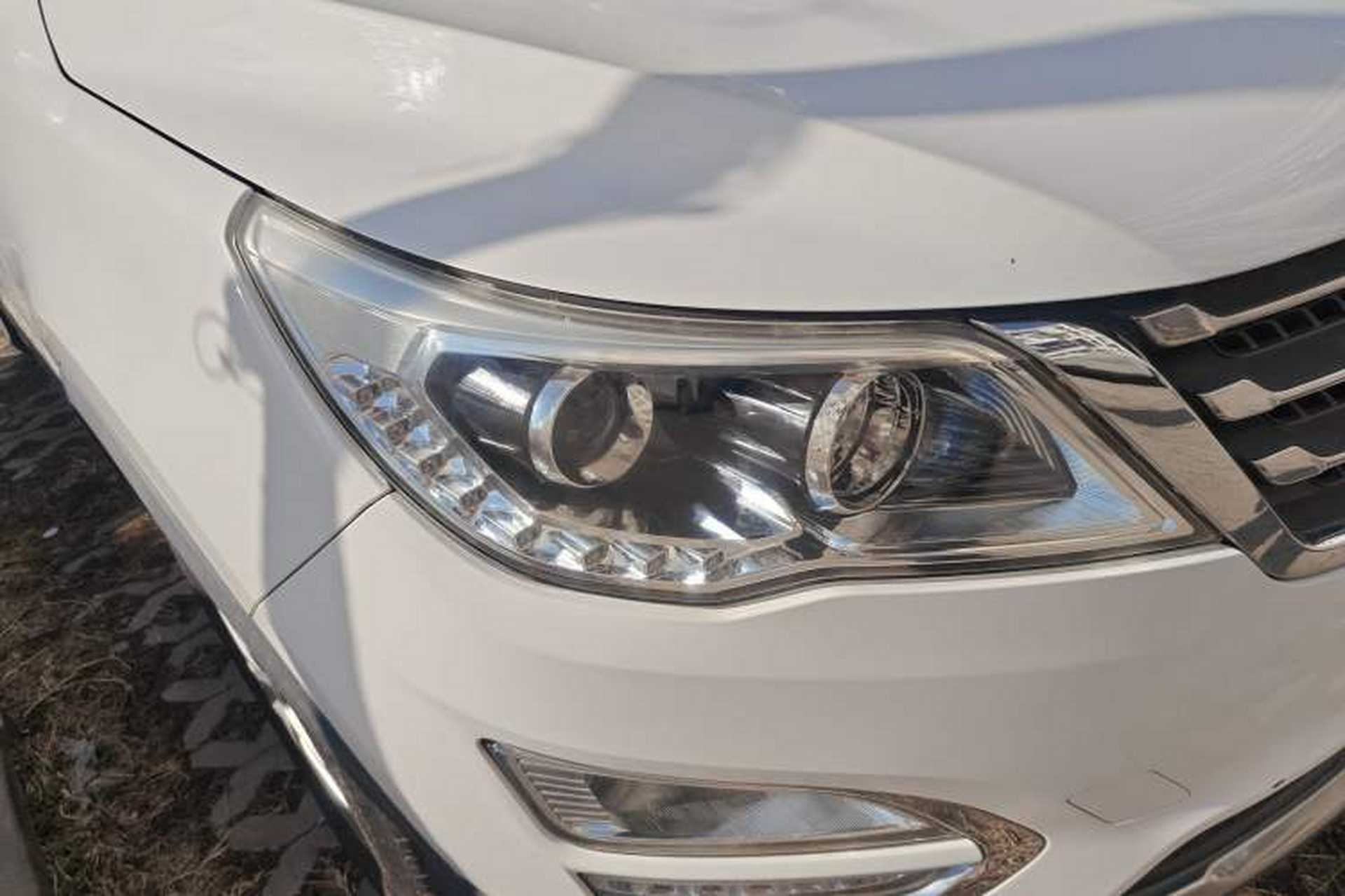 Used Baojun 560 2015 1.8L Manual Elite Edition Right Front Headlight