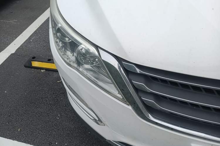 Used Baojun 560 2015 1.8L Manual Elite Edition Right Front Headlight