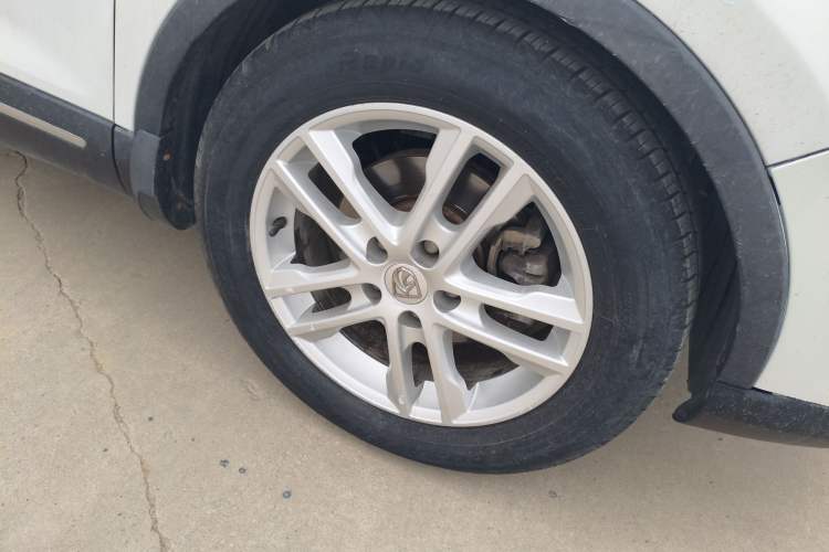 Used Baojun 560 2015 1.8L Manual Elite Edition Right Front Wheel Hub