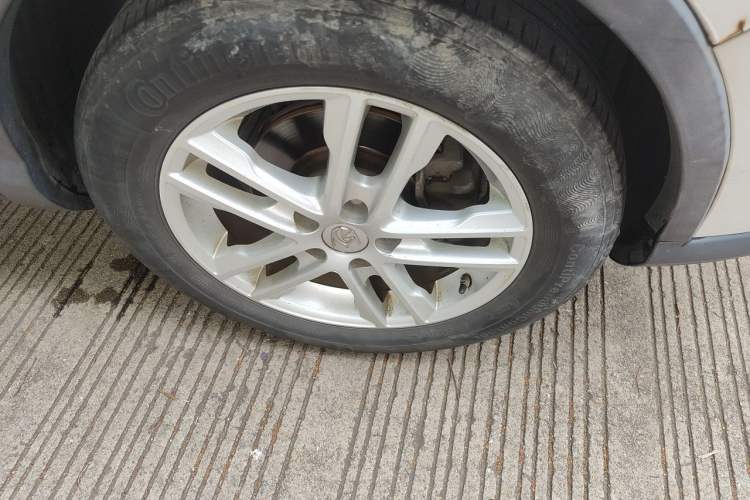 Used Baojun 560 2015 1.8L Manual Elite Edition Right Front Wheel Hub