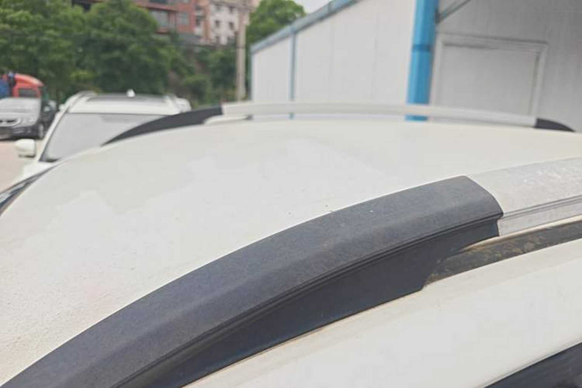 Used Baojun 560 2015 1.8L Manual Elite Edition Roof