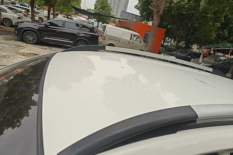 Used Baojun 560 2015 1.8L Manual Elite Edition Roof