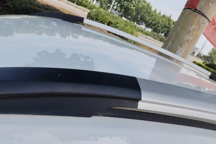 Used Baojun 560 2015 1.8L manual Comfort trim level Roof