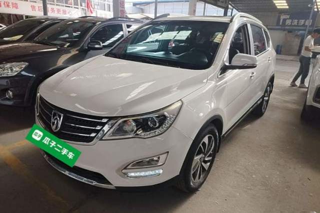 Used Baojun 560 2015 1.8L manual luxury version