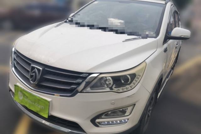 Used Baojun 560 2015 1.8L manual luxury version