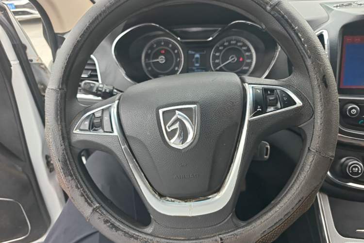 Used Baojun 560 2015 1.8L Manual Elite Edition Steering Wheel