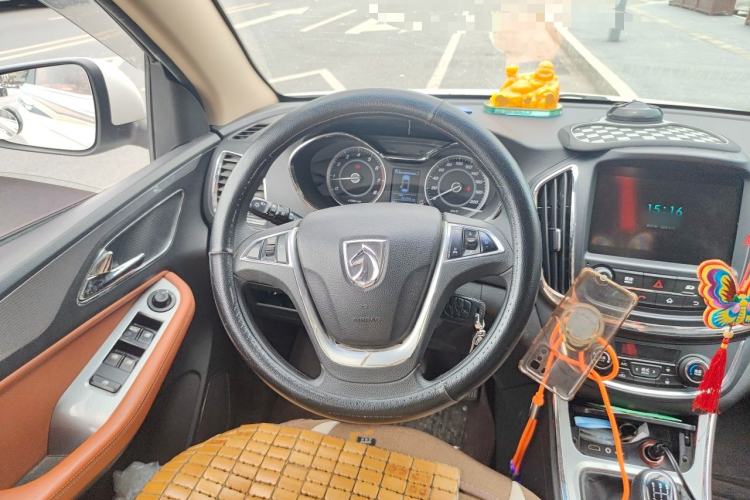 Used Baojun 560 2015 1.8L Manual Elite Edition Steering Wheel