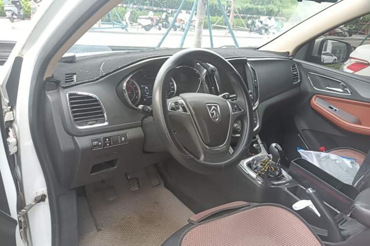 Used Baojun 560 2015 1.8L Manual Elite Edition Steering Wheel