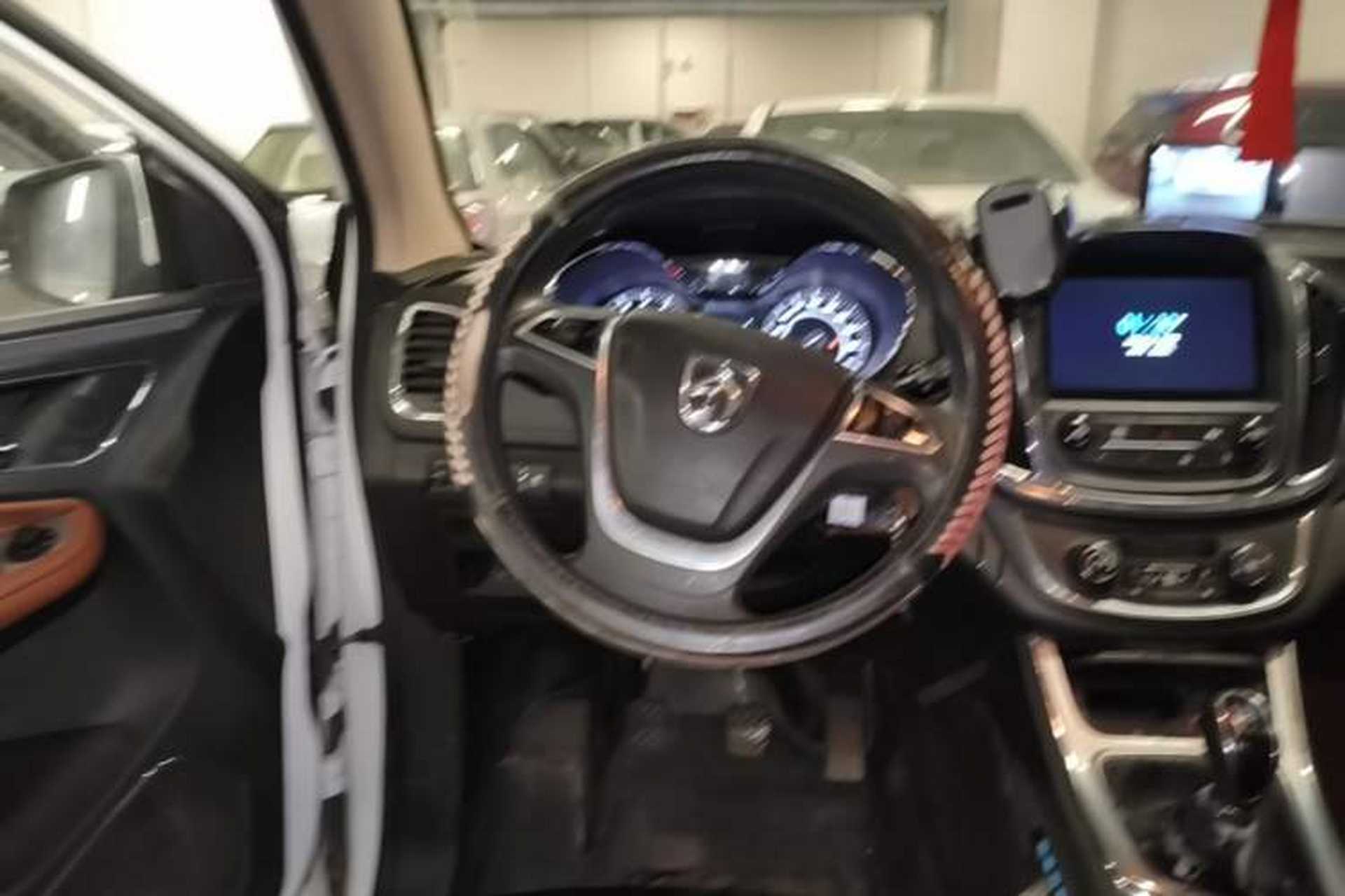 Used Baojun 560 2015 1.8L Manual Elite Edition Steering Wheel