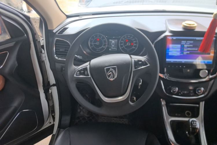 Used Baojun 560 2015 1.8L Manual Elite Edition Steering Wheel