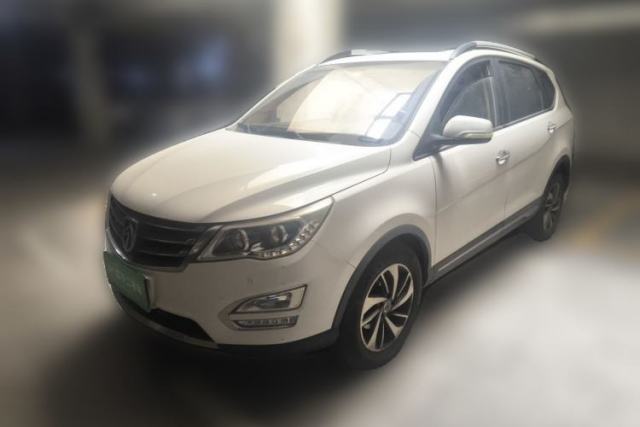 Used Baojun 560 2015 1.8L manual luxury version