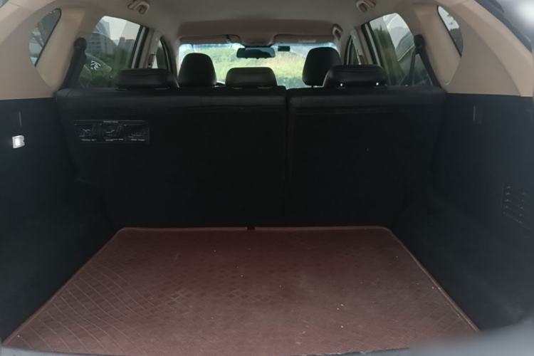 Used Baojun 560 2015 1.8L Manual Elite Edition Trunk