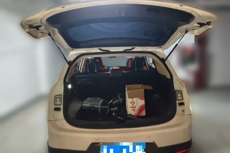 Used Baojun 560 2015 1.8L Manual Elite Edition Trunk