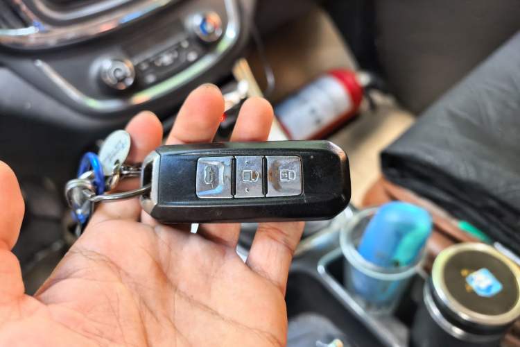 Used Baojun 560 2015 1.8L manual luxury version Vehicle Key