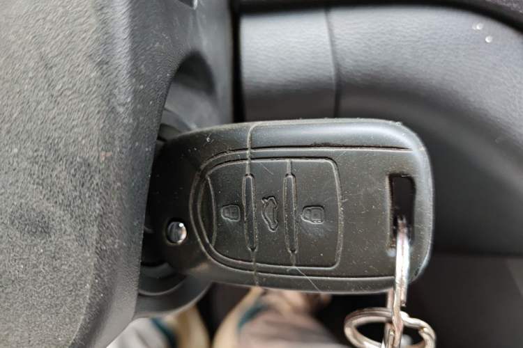 Used Baojun 560 2015 1.8L manual Comfort trim level Vehicle Key