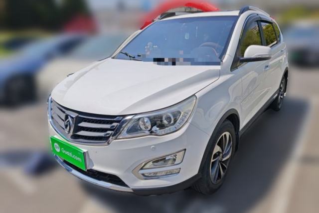 Used Baojun 560 2015 1.8L manual luxury version